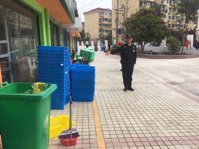 “叮咚買菜”便捷還是擾民？看梅隴城管如何守護居民美好生活與城市生活垃圾經營服務平衡之道